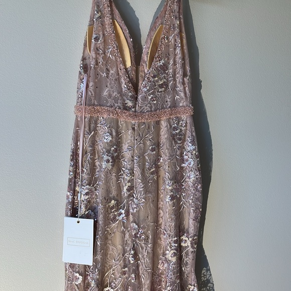 Mac Duggal embroidered floral pink a-line plunge gown - 67481 - Picture 9 of 14